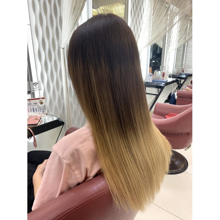 Qualis 艶髪 美髪 ロングヘア グラデーションカラー Qualis 赤塚店 クオリスアカツカテン のヘアスタイル 美容院 美容室を予約するなら楽天ビューティ
