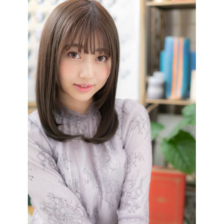 黒髪ローライトが大人かわいい小顔ワンカール シースルーカラー Cover Hair Spa Bliss 浦和西口店 髪質改善 縮毛矯正 ヘッドスパ カバーヘア アンド スパブリス ウラワニシグチテン のヘアスタイル 美容院 美容室を予約するなら楽天ビューティ