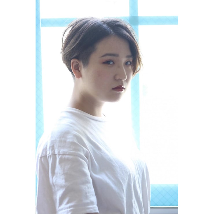 ツーブロックのハンサムショート Hair Salon Syrup ヘアサロンシロップ のヘアスタイル 美容院 美容室を予約するなら楽天ビューティ