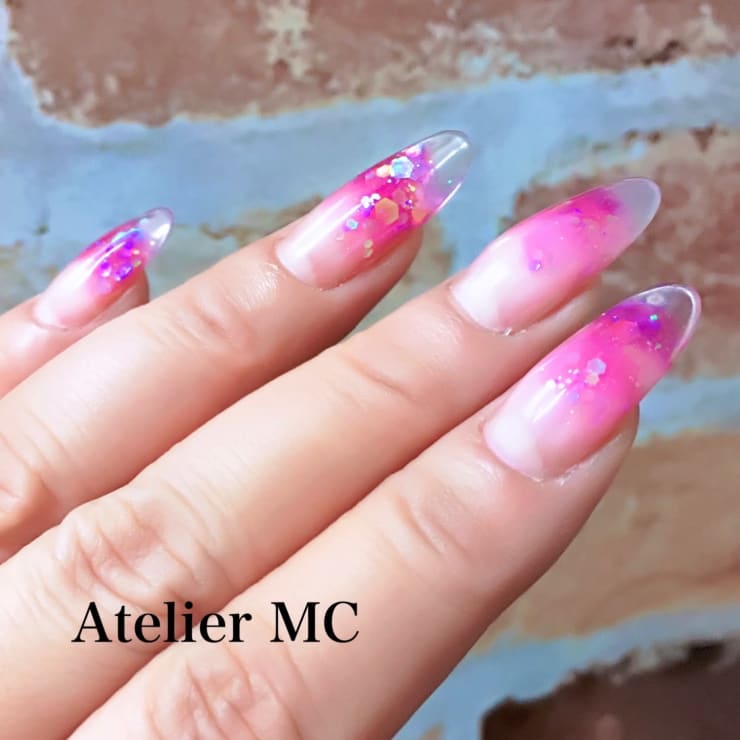 アクリルスカルプ長さだし✨キラキラグラデーション | Atelier MC