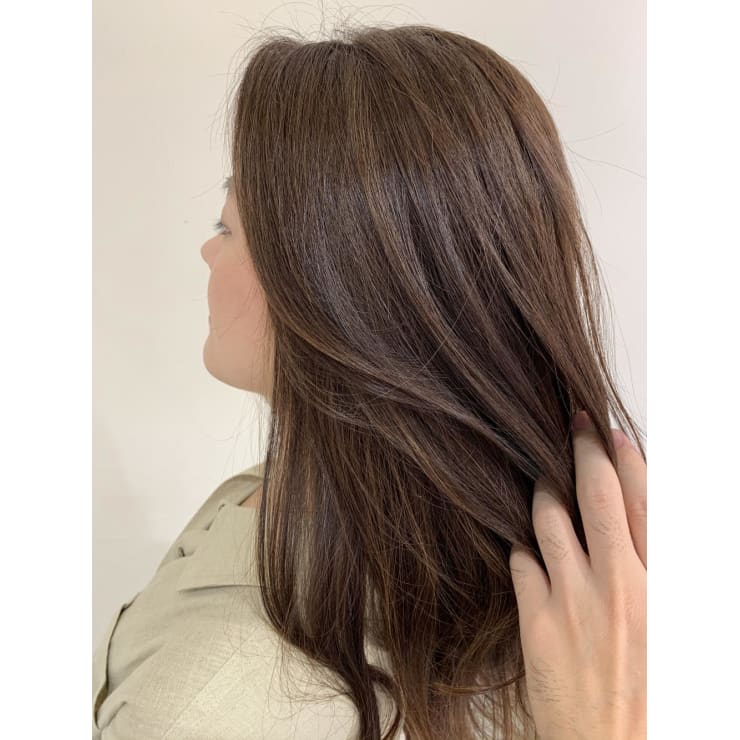 白髪ぼかしハイライト ロング Marju銀座 マージュギンザ のヘアスタイル 美容院 美容室を予約するなら楽天ビューティ