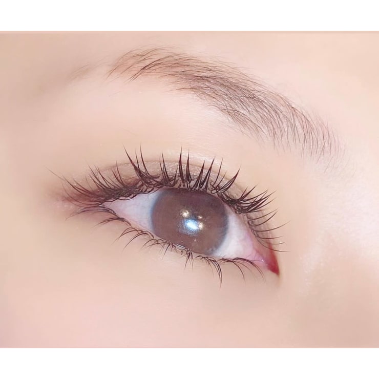 豊富なラッシュ目の形や自まつげの生え方によって お一人お一人に合うデザインをご提案いたします Amis Eyelash アミス アイラッシュ のこだわり特集 ネイル まつげサロンを予約するなら楽天ビューティ