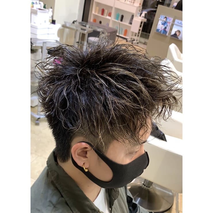 東京メンズ有名サロン出身 ツイストスパイラルパーマ Matisse マティス のヘアスタイル 美容院 美容室を予約するなら楽天ビューティ