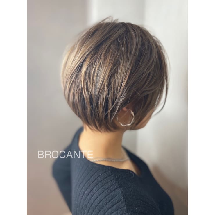 シークレットカラー ハイライト ショートボブ かきあげ前髪 Brocante Luxbeブロカントラックスビー立川北口店 ブロカントラックスビータチカワキタグチテン のヘアスタイル 美容院 美容室を予約するなら楽天ビューティ