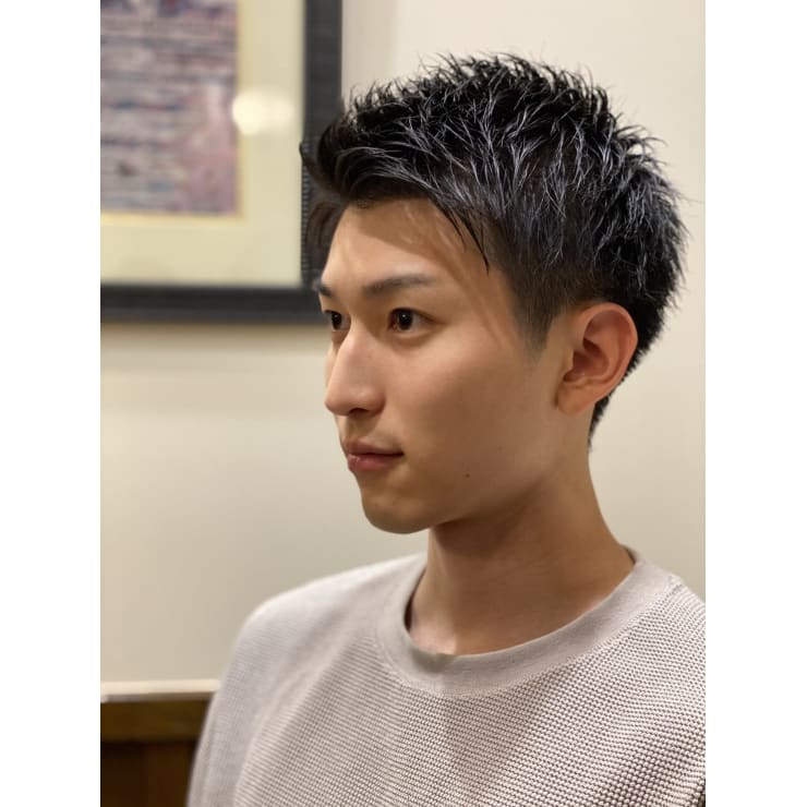 アップバングツーブロックショート Hiro Ginza Barbershop 飯田橋神楽坂店 ヒロギンザバーバーショップ イイダバシカグラザカテン のヘアスタイル 美容院 美容室を予約するなら楽天ビューティ