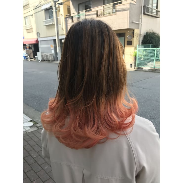 カシスオレンジのグラデーションカラー くせ毛に特化した髪質改善サロン Sora クセゲニトッカシタカミシツカイゼンサロン ソラ のヘアスタイル 美容院 美容室を予約するなら楽天ビューティ