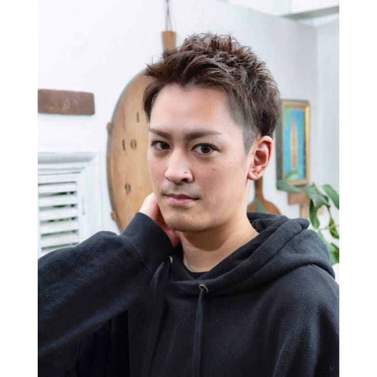ダークアッシュワイルドツーブロック 理容室 Show The Barber リヨウシツ ショウ ザ バーバー のヘアスタイル 美容院 美容室を予約するなら楽天ビューティ