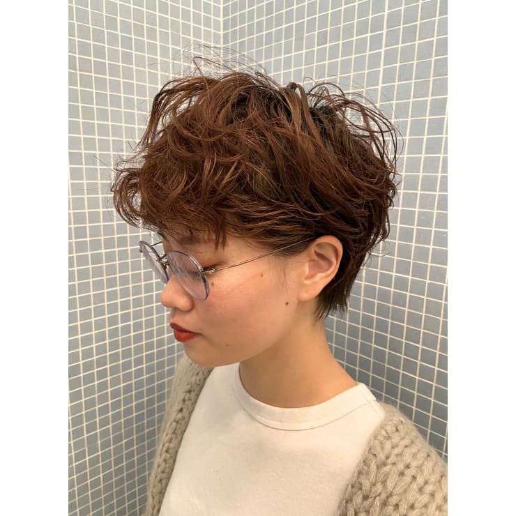 ソフトカーリーマッシュショート Beautrium 福岡 ビュートリアム のヘアスタイル 美容院 美容室を予約するなら楽天ビューティ