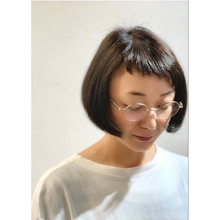 Miik オン眉アシメバングボブ Miik ミーク のヘアスタイル 美容院 美容室を予約するなら楽天ビューティ Miik オン眉アシメバングボブ Miik ミーク のヘアスタイル 美容院 美容室を予約するなら楽天ビューティ