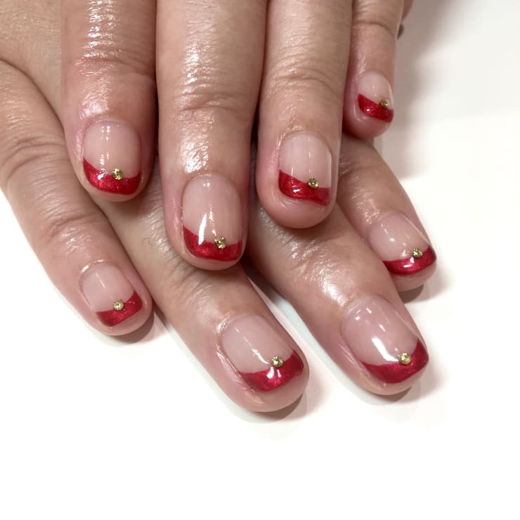 シェラック 赤フレンチネイル Champs Bilec Nail Salon シャンビレック のネイルデザイン ネイル まつげサロンを予約するなら楽天ビューティ