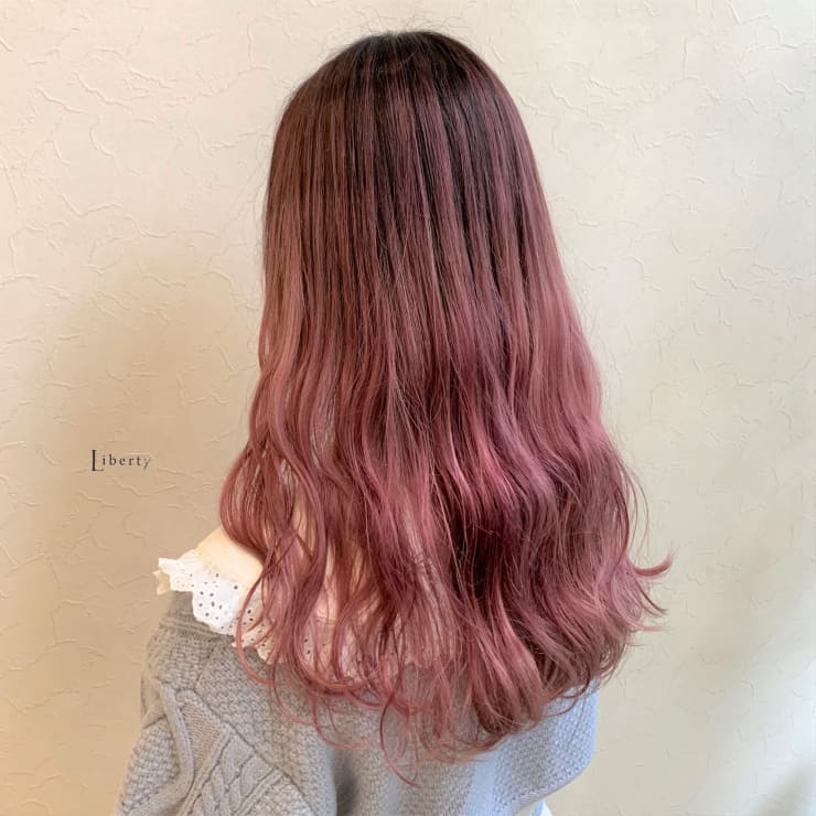 ピンクグラデーション Liberty リバティ のヘアスタイル 美容院 美容室を予約するなら楽天ビューティ