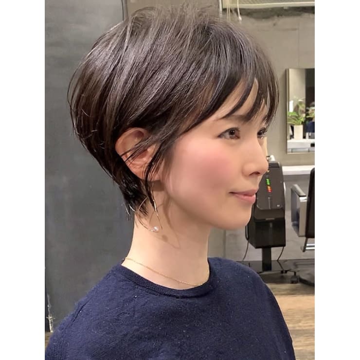 乾かすだけで決まる 大人小顔ショート Circus By Beautrium 表参道 サーカスバイビュートリアム のヘアスタイル 美容院 美容室を予約するなら楽天ビューティ