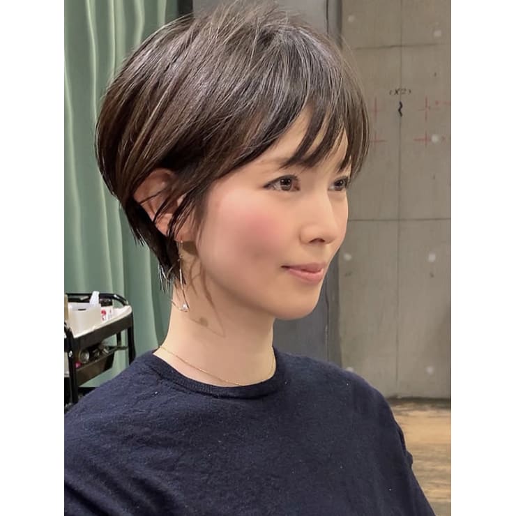 乾かすだけで決まる 大人小顔ショート Circus By Beautrium 表参道 サーカスバイビュートリアム のヘアスタイル 美容院 美容室を予約するなら楽天ビューティ