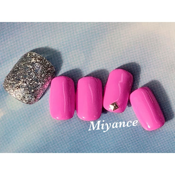 早朝 深夜受付可 ケアからしっかりと モチの良いキレイな仕上がりをキープ 白髪抜きとネイル の専門店miyanceミヤンセ代官山店 シラガヌキトネイルノセンモンテンミヤンセダイカンヤマテン のこだわり特集 ネイル まつげサロンを予約するなら楽天ビューティ