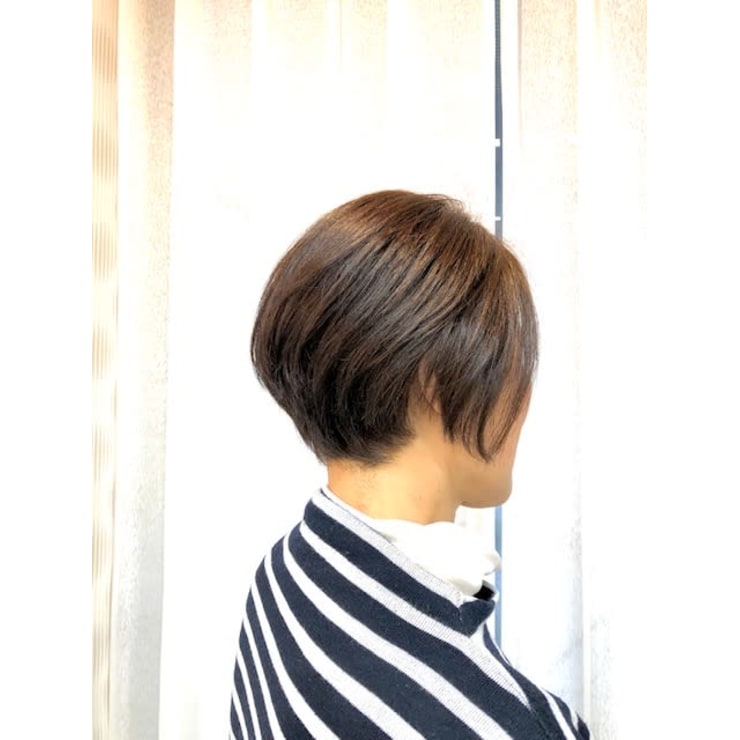 前下がり小顔ショートグラ ショート 艶カラー ダークアッシュ Qualis 上福岡店 クオリスカミフクオカテン のヘアスタイル 美容院 美容室を予約するなら楽天ビューティ