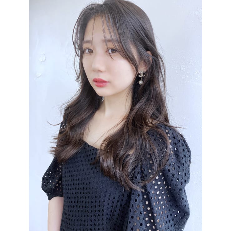 韓国hairシースルーバング Alice By Afloat アリスバイアフロート のヘアスタイル 美容院 美容室を予約するなら楽天ビューティ