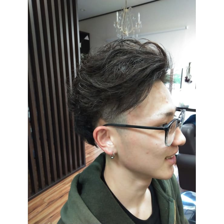 メンズツーブロパーマ Bios Hair ビオスヘアー のヘアスタイル 美容院 美容室を予約するなら楽天ビューティ