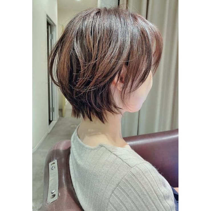 石田ゆり子さん風ボブ 40代大人ボブ 前下がりボブ Bonny Couture 髪質改善 40代大人ボブ ボニークチュール のヘアスタイル 美容院 美容室を予約するなら楽天ビューティ