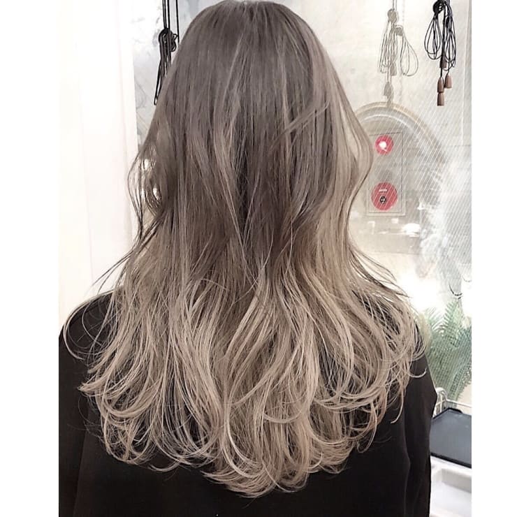 メッシュ グラデーション インナーカラー Roco Spearz ロコ スピアーズ のヘアスタイル 美容院 美容室を予約するなら楽天ビューティ