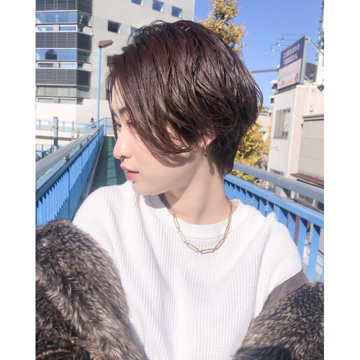 大人クールなハンサムショートパーマスタイル Hair Lounge Trip ヘアーラウンジトリップ のヘアスタイル 美容院 美容室を予約するなら楽天ビューティ