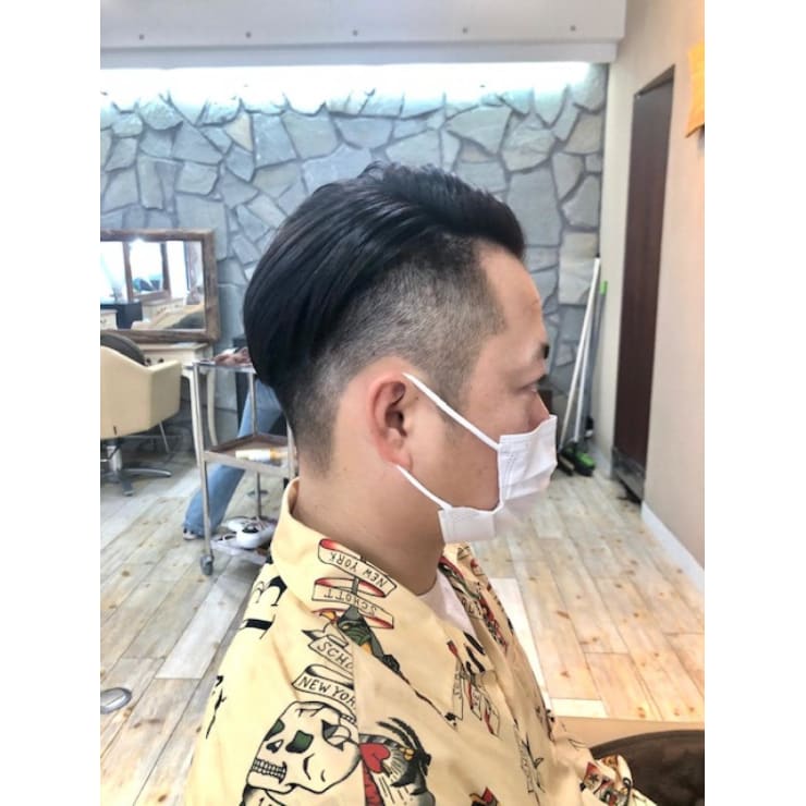 メンズ コームオーバースタイル Another Sky アナザースカイ のヘアスタイル 美容院 美容室を予約するなら楽天ビューティ
