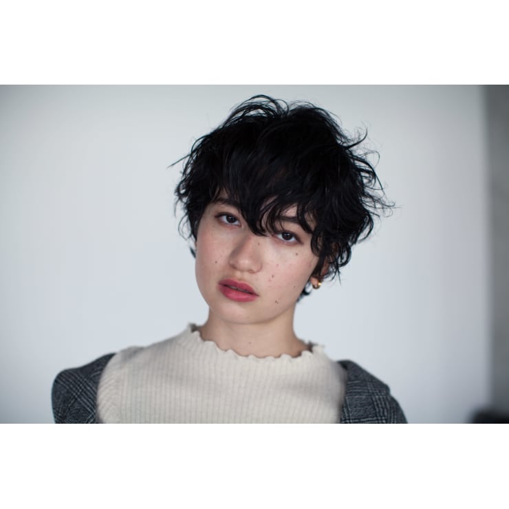 外国人くせ毛風パーマスタイル Rosso ロッソ のヘアスタイル 美容院 美容室を予約するなら楽天ビューティ