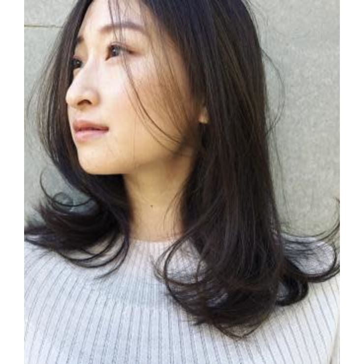 ミディアムレイヤー Flammeum相模大野店 フラミュームサガミオオノテン のヘアスタイル 美容院 美容室を予約するなら楽天ビューティ