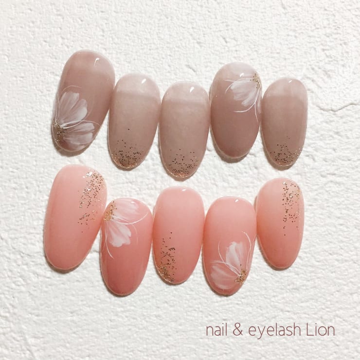 ニュアンスフラワーネイル Nail Eyelash Lion 池袋 ネイルアンドアイラッシュ リオン イケブクロ のネイルデザイン ネイル まつげサロンを予約するなら楽天ビューティ