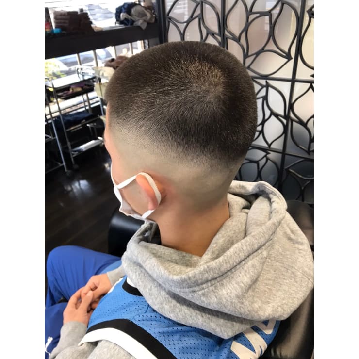 Giカット Hiro The Barber ヒロザバーバー のヘアスタイル 美容院 美容室を予約するなら楽天ビューティ