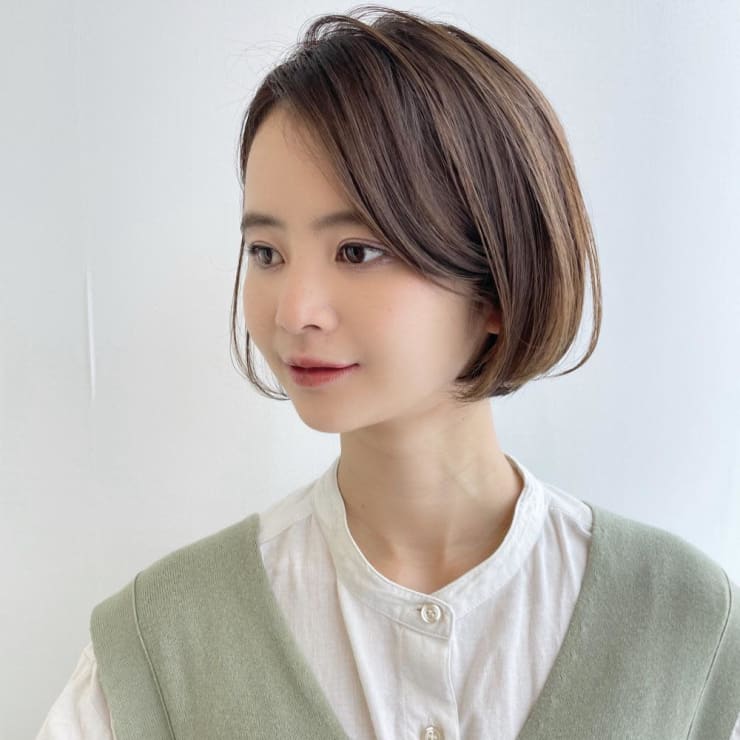 前髪長めショートボブ 前髪アレンジ Houle ウル のヘアスタイル 美容院 美容室を予約するなら楽天ビューティ