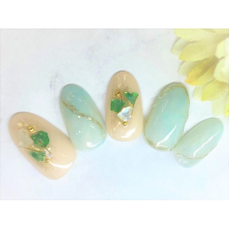 ニュアンス シェル ミラー 春ネイル Nail Eyelash Alcea 上野御徒町店 ネイルアンドアイラッシュ アルセア ウエノオカチマチテン のネイルデザイン ネイル まつげサロンを予約するなら楽天ビューティ