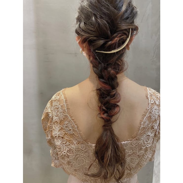Aube Hair 編みおろしヘア Aube Hair Iris 博多店 オーブヘアアイリス ハカタテン のヘアスタイル 美容院 美容室を予約するなら楽天ビューティ