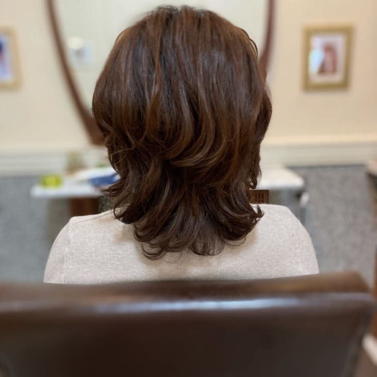 Soho元町 三宮 40代大人女性 ミディアムウルフ Soho 神戸元町店 美髪髪質改善専門サロン ソーホーコウベモトマチテン ビハツカミシツカイゼンセンモン のヘアスタイル 美容院 美容室を予約するなら楽天ビューティ