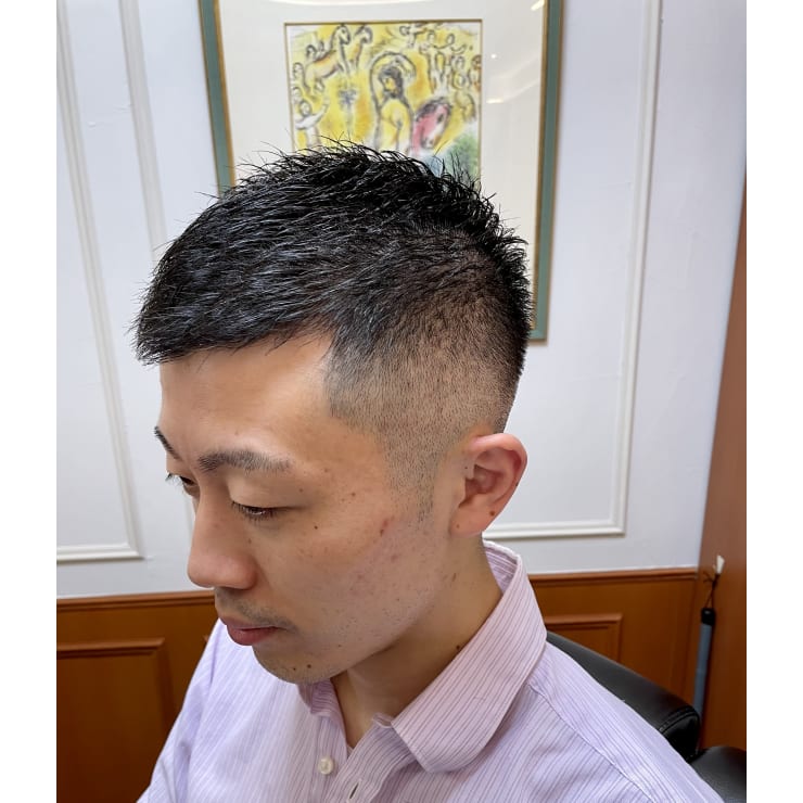 骨格に合わせたベリーショート Y S Barber Ginza Lounge ワイズ バーバー ギンザ ラウンジ のヘアスタイル 美容院 美容室を予約するなら楽天ビューティ