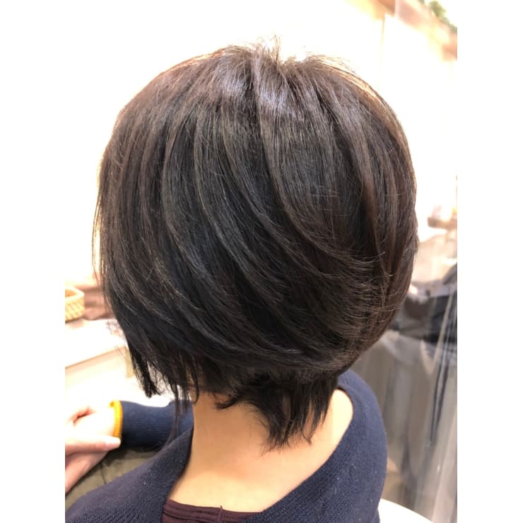 小顔補正立体カット/ステップボーンカット | Image AVEDA 八王子店 ...