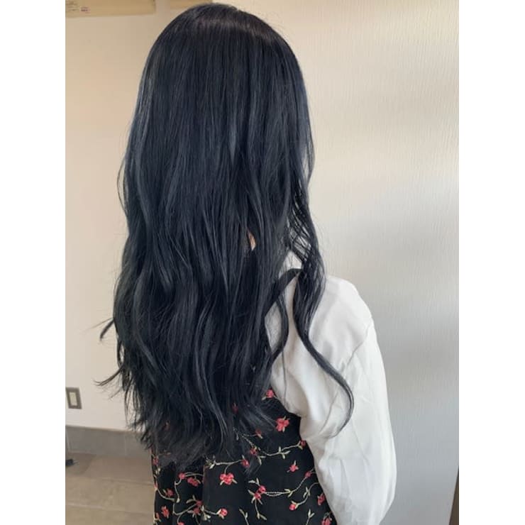ブルー系ヘアカラー Hair Salon The Naked ヘアサロンザネイキッド のヘアスタイル 美容院 美容室を予約するなら楽天ビューティ