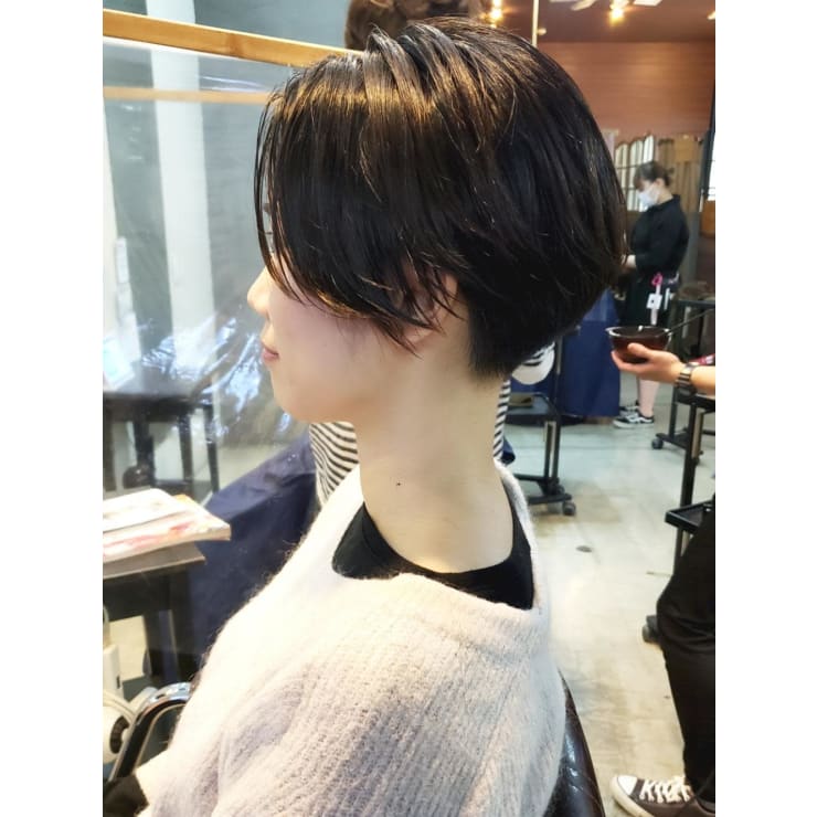 松戸bull 黒髪ハンサムショート 刈り上げ Clement Salon Bull クレメントサロンブル のヘアスタイル 美容院 美容室を予約するなら楽天ビューティ