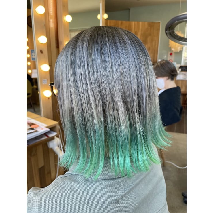 バイカラー Hair Lounge Ungu ヘアーラウンジアングゥ のヘアスタイル 美容院 美容室を予約するなら楽天ビューティ