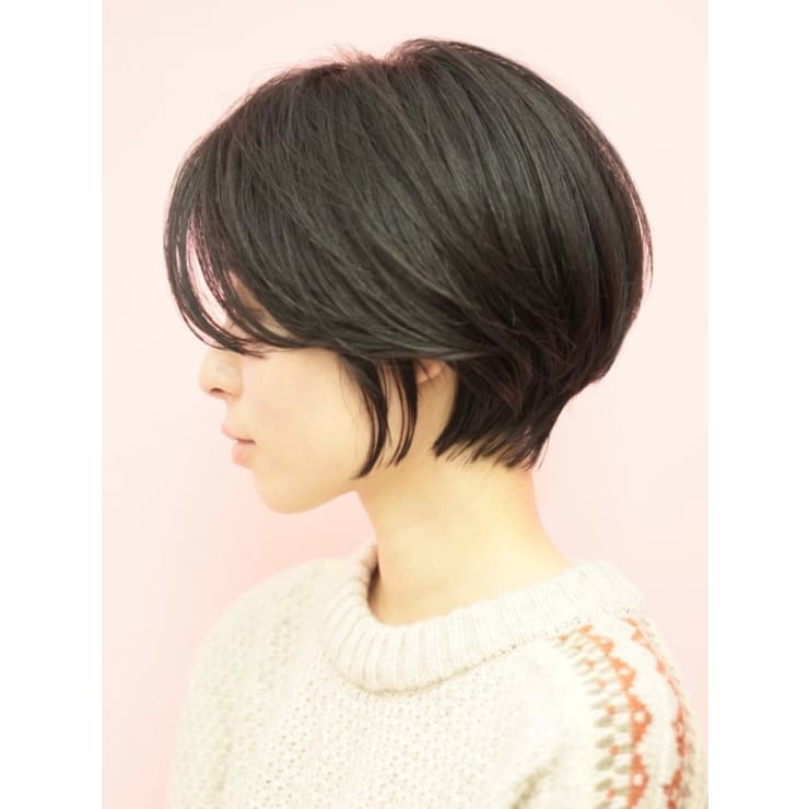 手入れ簡単 前髪長めの黒髪ショートボブ Beautrium 青山 ビュートリアム アオヤマ のヘアスタイル 美容院 美容室を予約するなら楽天ビューティ