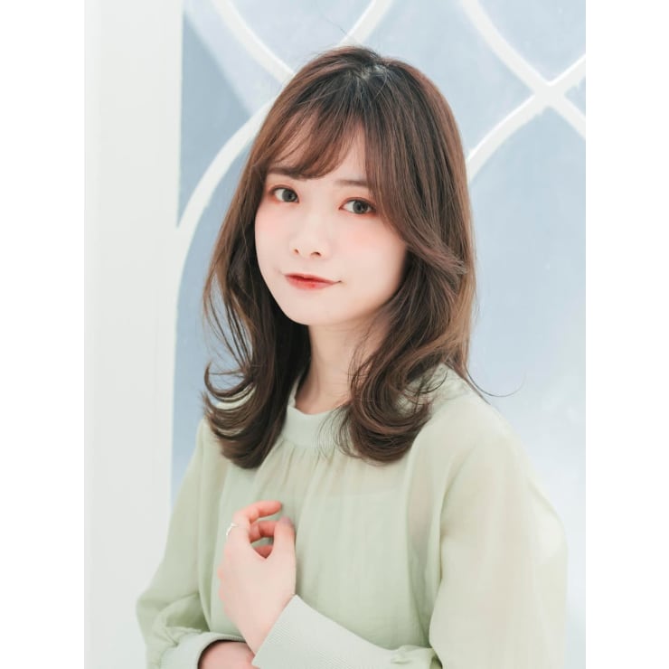 韓国風ヨシンモリセミロング Little 大宮 リトルオオミヤ のヘアスタイル 美容院 美容室を予約するなら楽天ビューティ