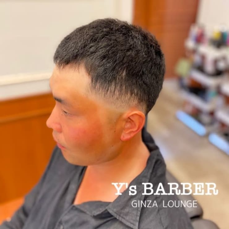 おしゃれボウズ スキンフェード Y S Barber Ginza Lounge ワイズ バーバー ギンザ ラウンジ のヘアスタイル 美容院 美容室を予約するなら楽天ビューティ