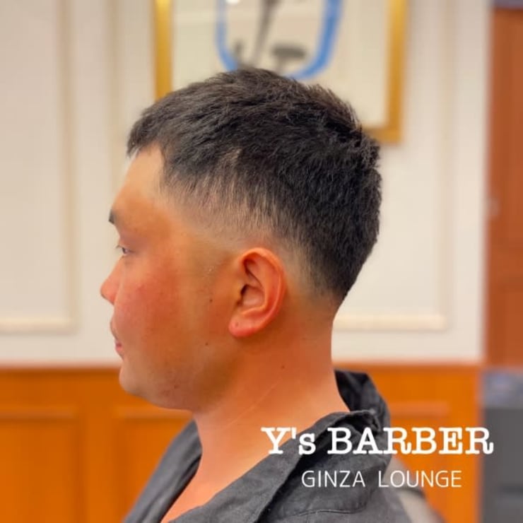 おしゃれボウズ スキンフェード Y S Barber Ginza Lounge ワイズ バーバー ギンザ ラウンジ のヘアスタイル 美容院 美容室を予約するなら楽天ビューティ