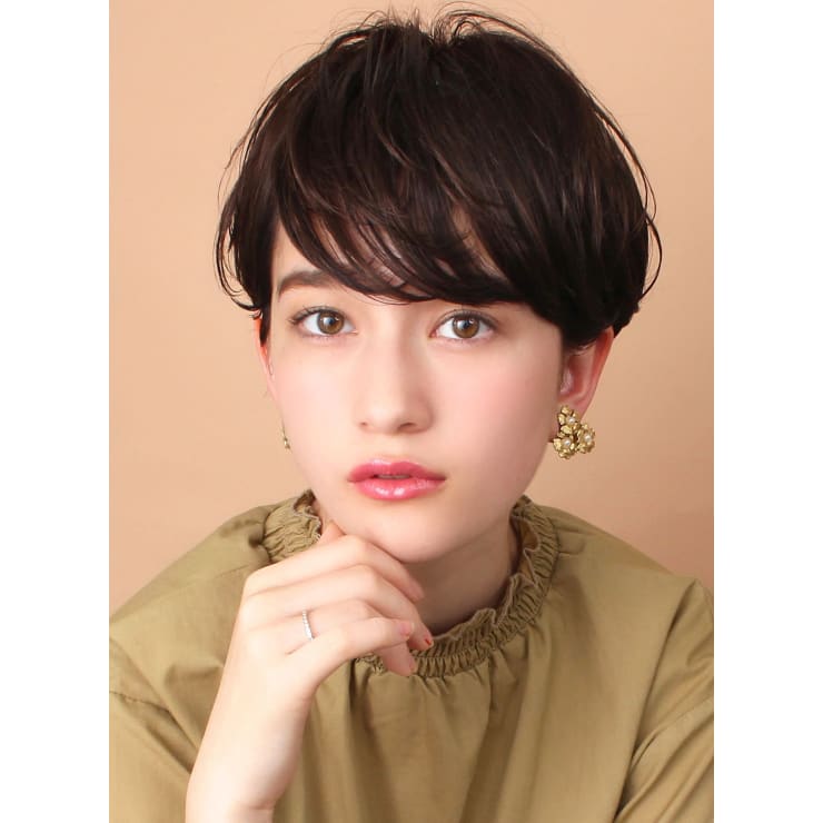 分け目のないマッシュショート 30代 40代 50代 Circus By Beautrium 表参道 サーカスバイビュートリアム のヘアスタイル 美容院 美容室を予約するなら楽天ビューティ