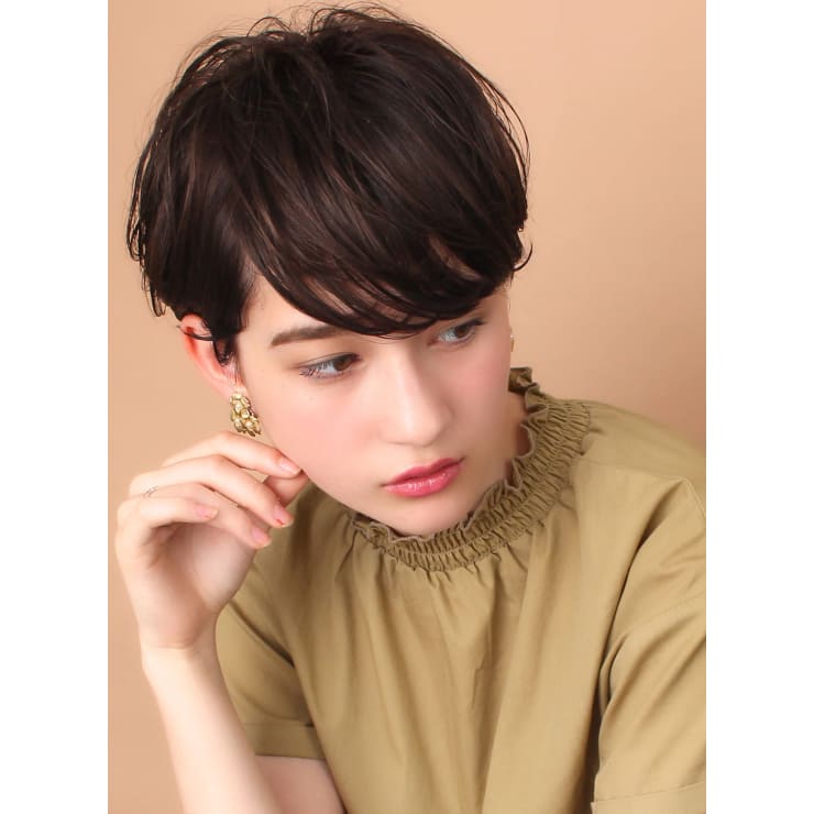 分け目のないマッシュショート 30代 40代 50代 Circus By Beautrium 表参道 サーカスバイビュートリアム のヘアスタイル 美容院 美容室を予約するなら楽天ビューティ