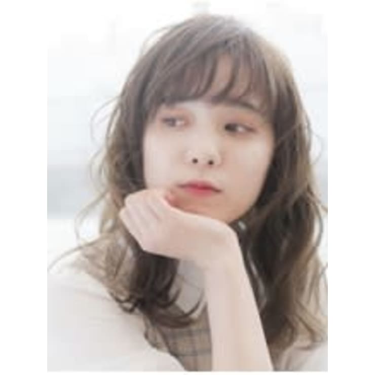 くせ毛風ニュアンスパーマ Amphi Hair アンフィヘアー のヘアスタイル 美容院 美容室を予約するなら楽天ビューティ