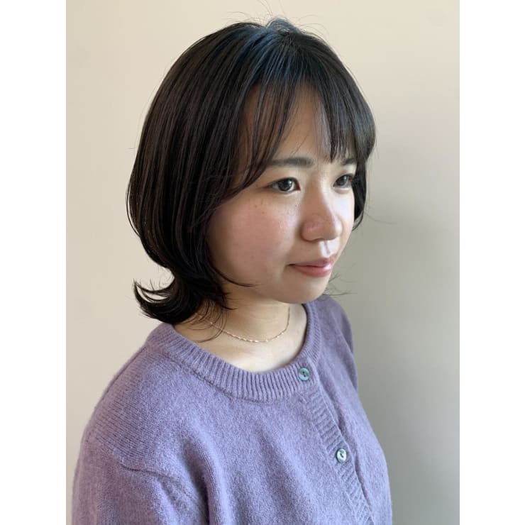 ミディアムウルフカット Naomi Face 大船 フェイス オオフナ のヘアスタイル 美容院 美容室を予約するなら楽天ビューティ