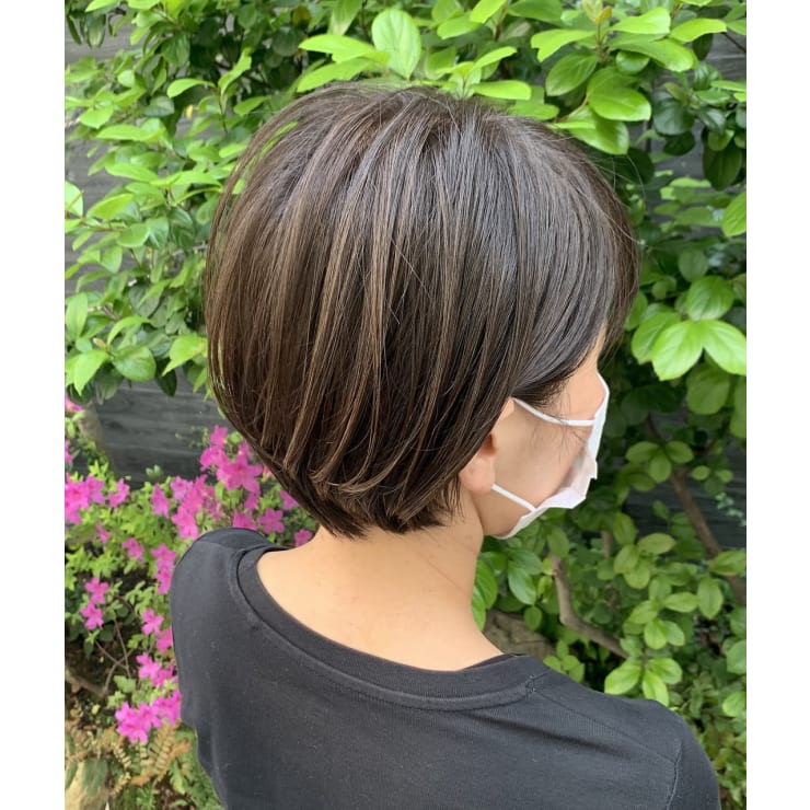 大人白髪ぼかしハイライトカラー Re Cloud リクラウド のヘアスタイル 美容院 美容室を予約するなら楽天ビューティ