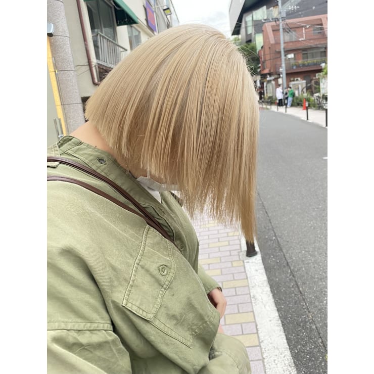 ハイトーンボブ ハニーベージュ ブロンドシルバー Hair Ales Harajuku ヘアーアレス ハラジュク のヘアスタイル 美容院 美容室を予約するなら楽天ビューティ