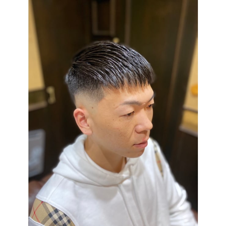 パクセロイフェード ヒロ銀座ヘアーサロン 銀座一丁目中央通り店 ヒロギンザヘアーサロンギンザイッチョウメチュウオウドオリテン のヘアスタイル 美容院 美容室を予約するなら楽天ビューティ