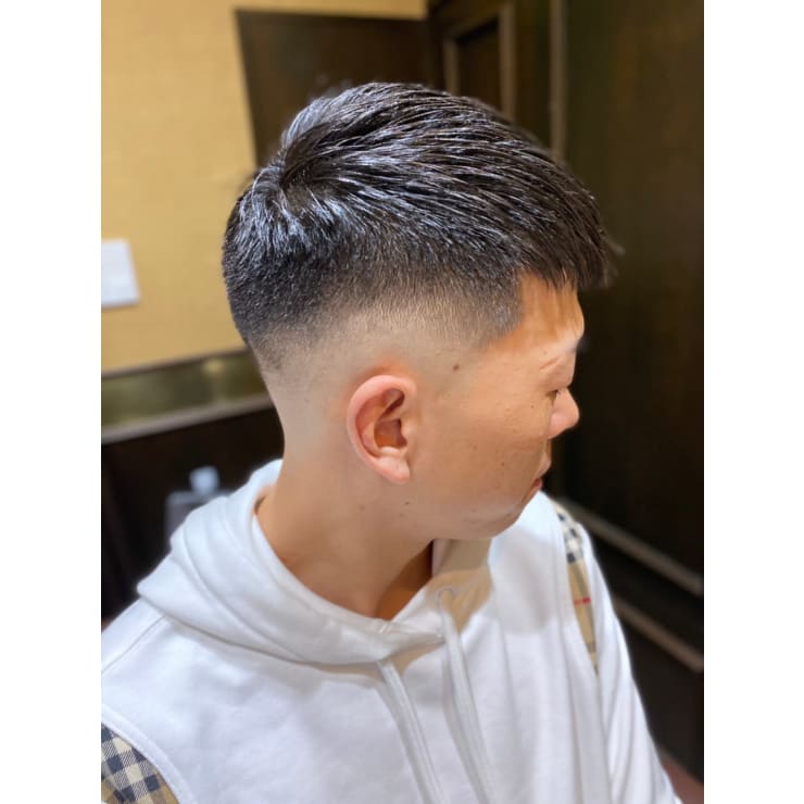 パクセロイフェード ヒロ銀座ヘアーサロン 銀座一丁目中央通り店 ヒロギンザヘアーサロンギンザイッチョウメチュウオウドオリテン のヘアスタイル 美容院 美容室を予約するなら楽天ビューティ